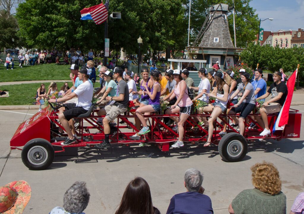 pella tulip festival 2025
Locals in traditional Dutch dress