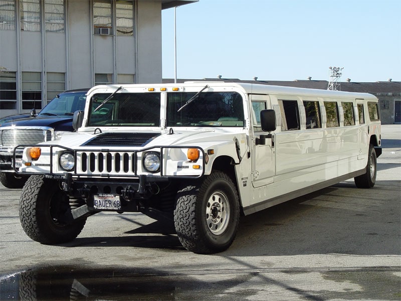 Your Ultimate Guide to Renting Premium Limousine Services 8 sprinter limo