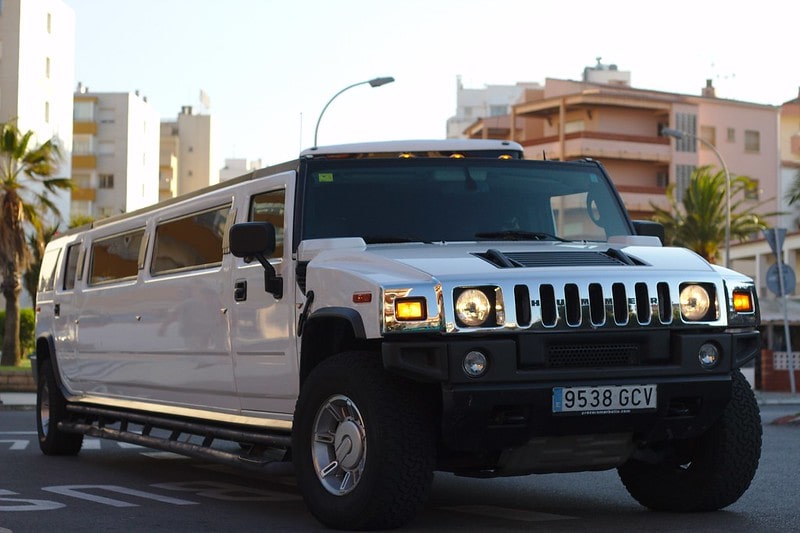12 person limousine
